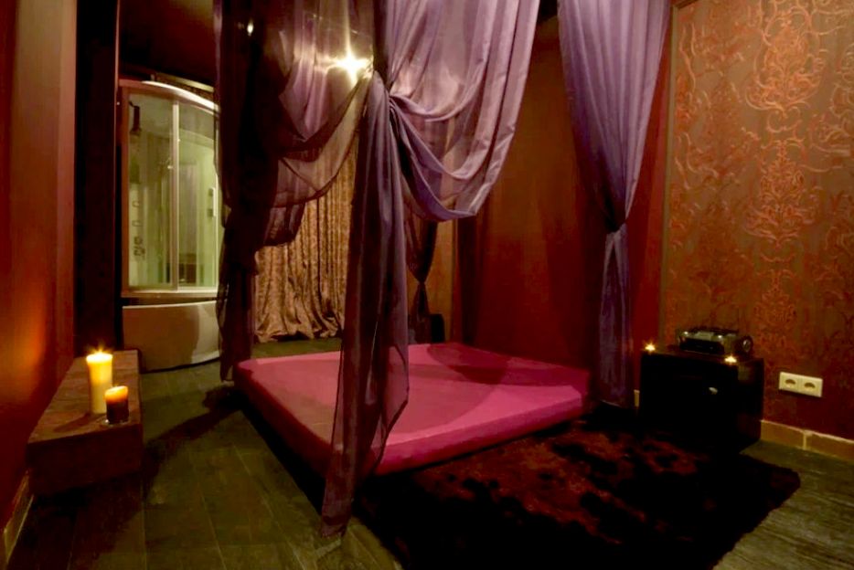 Interior 1